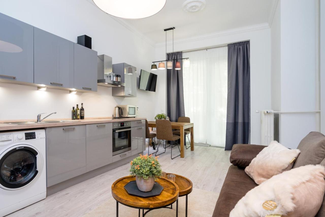 Appartement The Lohmeyerstr Vh Rechts, Lovely 2 Bedroom Up To 4 *
